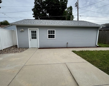 2128 11th Street - Photo Thumbnail 14
