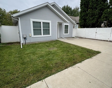 2128 11th Street - Photo Thumbnail 15