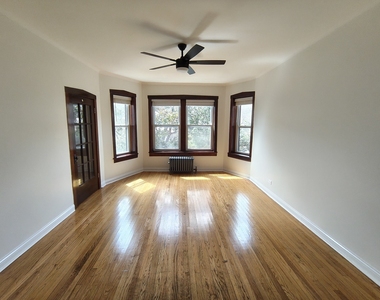 1648 W Albion Avenue - Photo Thumbnail 13
