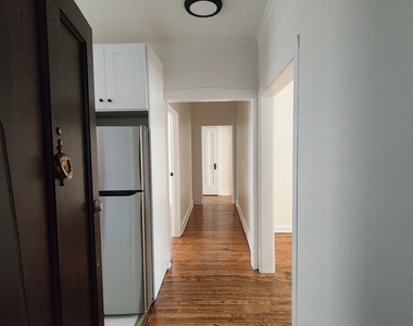 1646 W Albion Avenue - Photo Thumbnail 9
