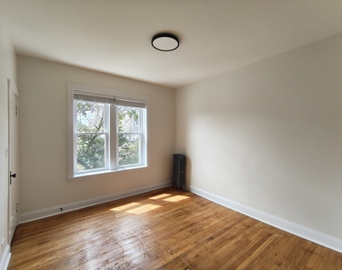 1646 W Albion Avenue - Photo Thumbnail 15