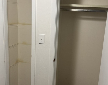 400 N 5th Street - Photo Thumbnail 9