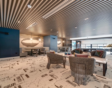 750 Hawthorn Row - Photo Thumbnail 7