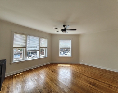 1640 W Albion Avenue - Photo Thumbnail 15