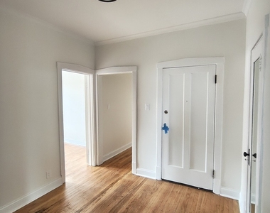 1640 W Albion Avenue - Photo Thumbnail 14