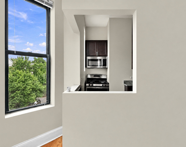 1480 W Erie Street - Photo Thumbnail 5