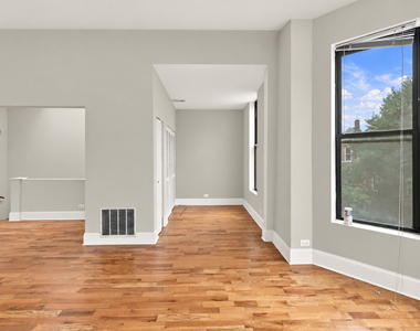 1480 W Erie Street - Photo Thumbnail 3