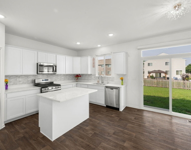714 Juniper Street - Photo Thumbnail 2