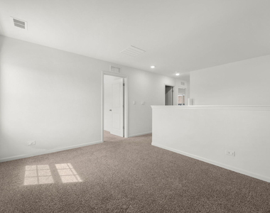 714 Juniper Street - Photo Thumbnail 5