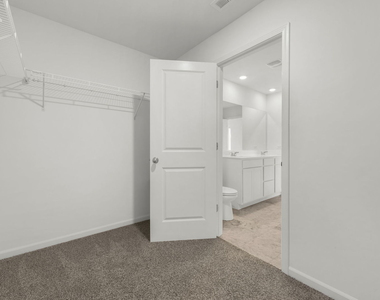 714 Juniper Street - Photo Thumbnail 10