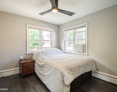 2621 W Gregory Street - Photo Thumbnail 9