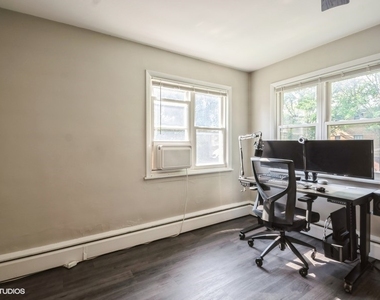 2621 W Gregory Street - Photo Thumbnail 10