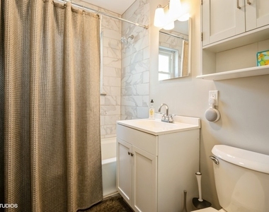 2621 W Gregory Street - Photo Thumbnail 11