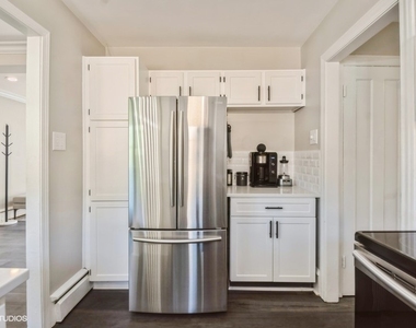 2621 W Gregory Street - Photo Thumbnail 7