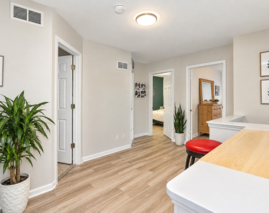 1288 W Black Wolf Road - Photo Thumbnail 11