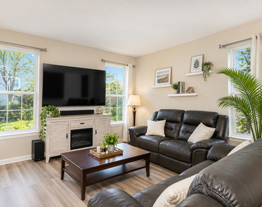 1288 W Black Wolf Road - Photo Thumbnail 3