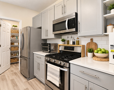 1288 W Black Wolf Road - Photo Thumbnail 9