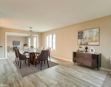 121 Richmond Drive - Photo Thumbnail 5