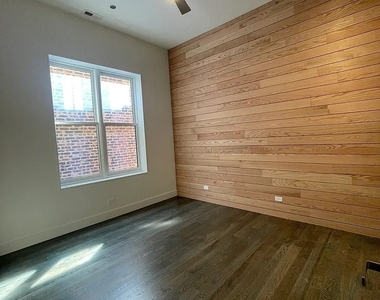 1057 N Wolcott Avenue - Photo Thumbnail 18