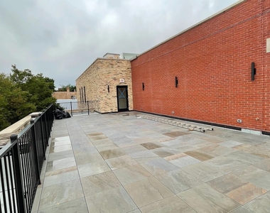 1057 N Wolcott Avenue - Photo Thumbnail 23