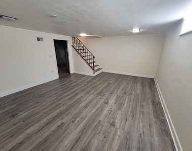 8950 Skokie Boulevard - Photo Thumbnail 14