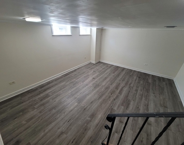8950 Skokie Boulevard - Photo Thumbnail 15