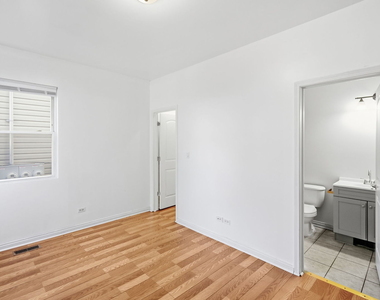 1342 E 73rd Street - Photo Thumbnail 20