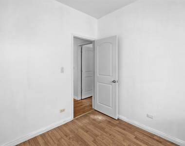 1342 E 73rd Street - Photo Thumbnail 15
