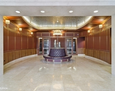 849 N Franklin Street - Photo Thumbnail 20