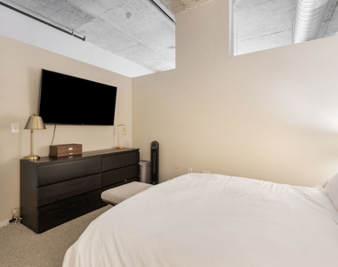 849 N Franklin Street - Photo Thumbnail 6