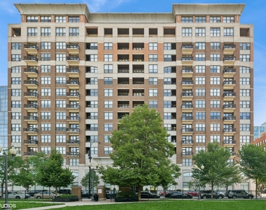 849 N Franklin Street - Photo Thumbnail 32