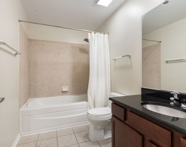 849 N Franklin Street - Photo Thumbnail 7