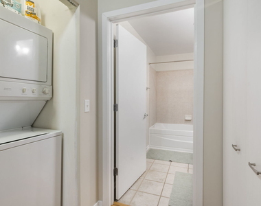 849 N Franklin Street - Photo Thumbnail 8