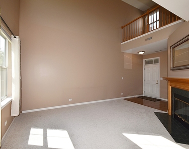 312 Fairmont Court - Photo Thumbnail 6