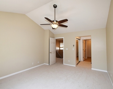 312 Fairmont Court - Photo Thumbnail 18