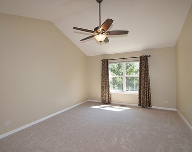 312 Fairmont Court - Photo Thumbnail 17