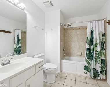 849 N Franklin Street - Photo Thumbnail 11