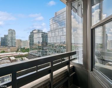849 N Franklin Street - Photo Thumbnail 13