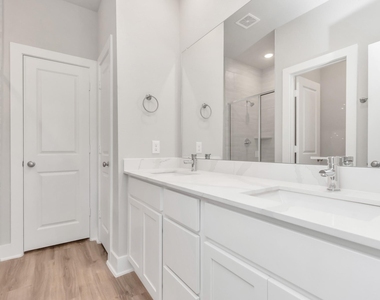7630 Terramar Bay Lane - Photo Thumbnail 11