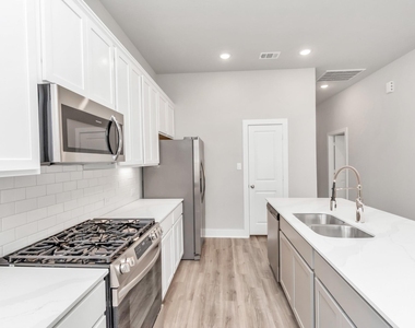 7630 Terramar Bay Lane - Photo Thumbnail 5