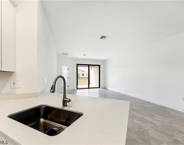 19749 Hinkley Drive - Photo Thumbnail 11