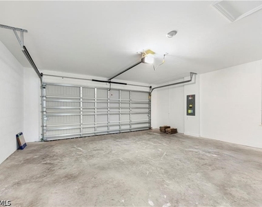 19749 Hinkley Drive - Photo Thumbnail 29