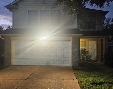 5910 Minor Street - Photo Thumbnail 1