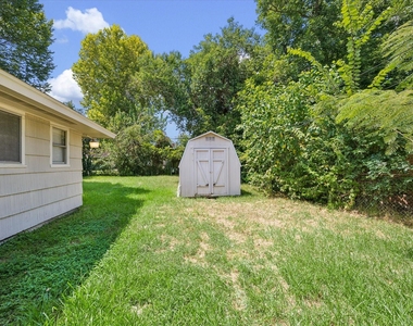 10214 Torrington Lane - Photo Thumbnail 14