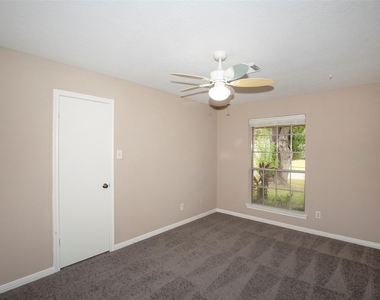 15707 Caprock Drive - Photo Thumbnail 13