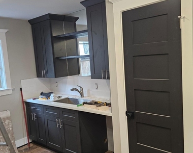 1012 Rutland  3 Street - Photo Thumbnail 6