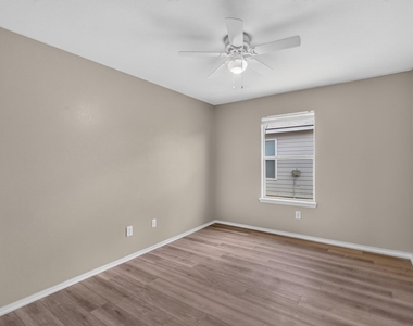 21422 Sunrise Brook Lane - Photo Thumbnail 3