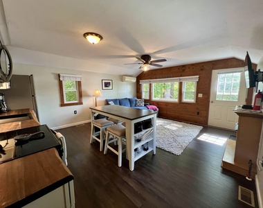 24 Northport - Photo Thumbnail 10