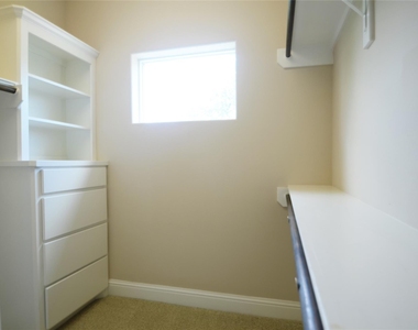 8610 Ashland Way - Photo Thumbnail 21