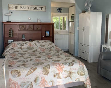 933 Ocean - Photo Thumbnail 7
